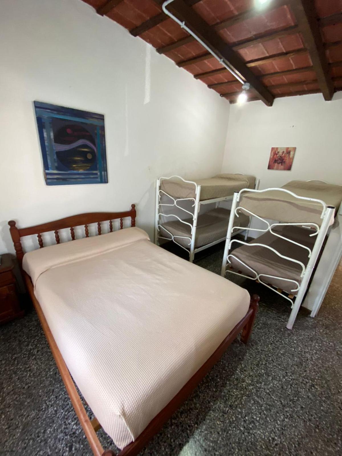Hostal La Pachamama Сальта Екстер'єр фото