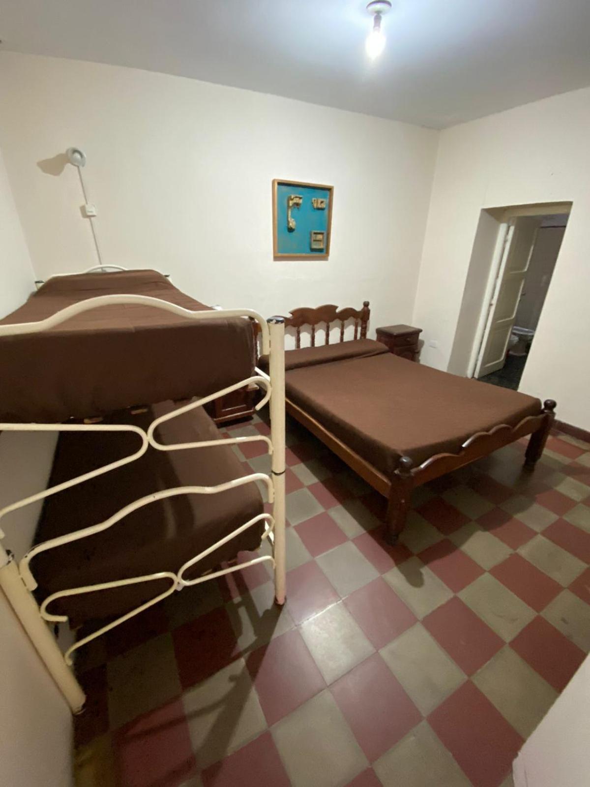 Hostal La Pachamama Сальта Екстер'єр фото
