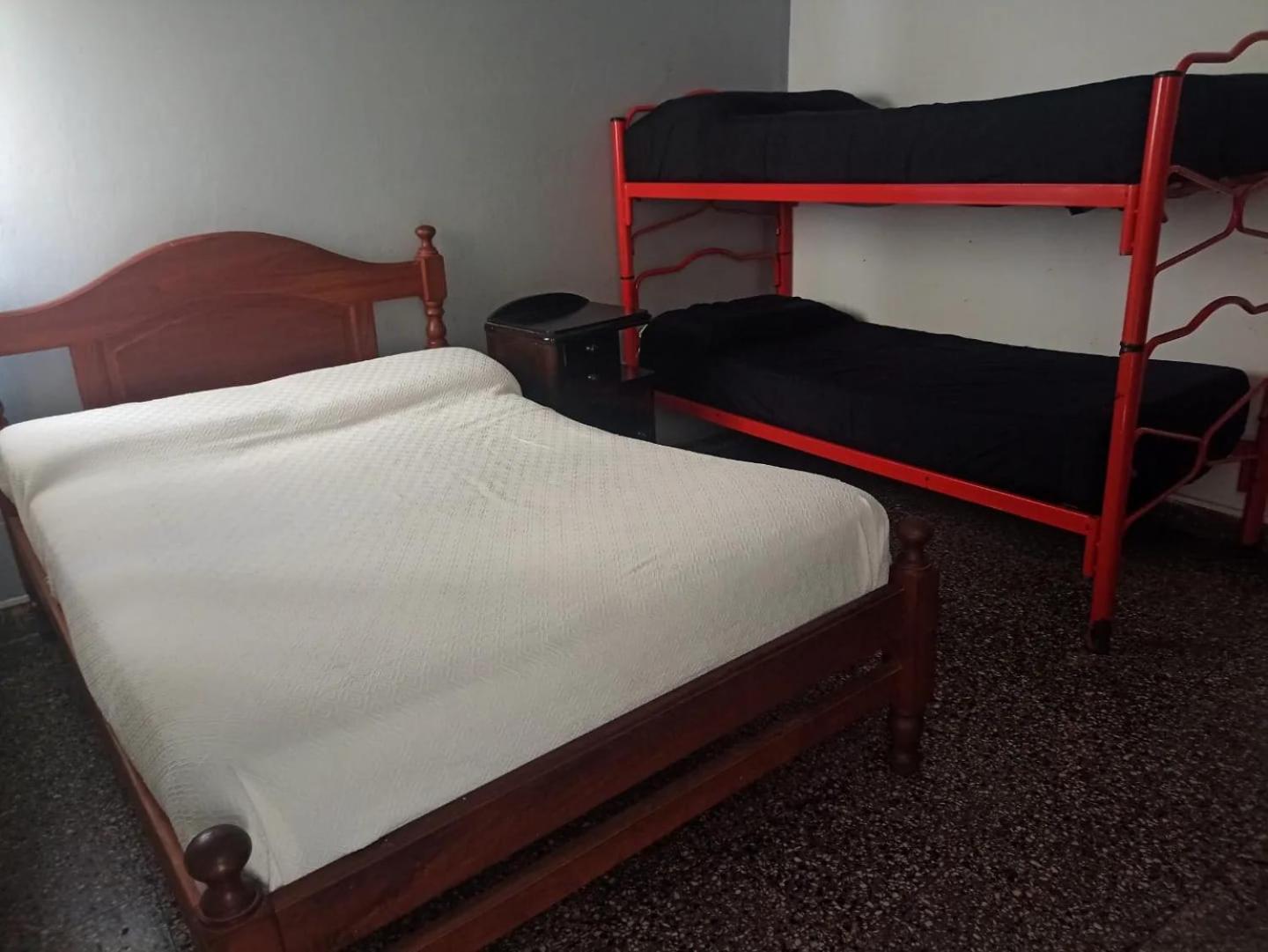 Hostal La Pachamama Сальта Екстер'єр фото