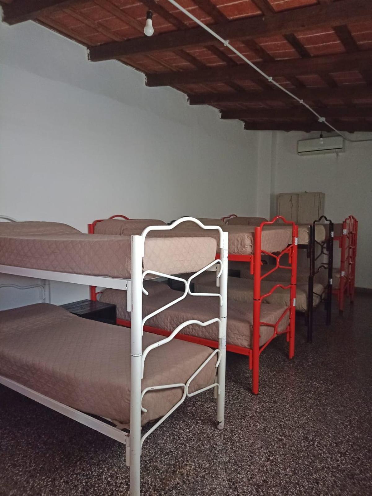 Hostal La Pachamama Сальта Екстер'єр фото