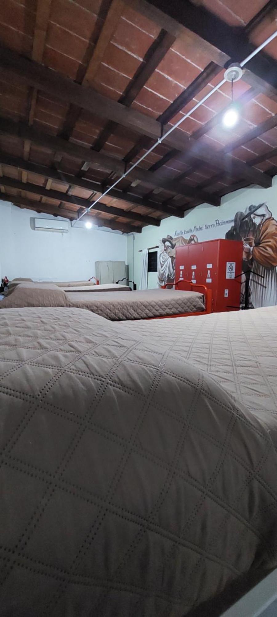 Hostal La Pachamama Сальта Екстер'єр фото